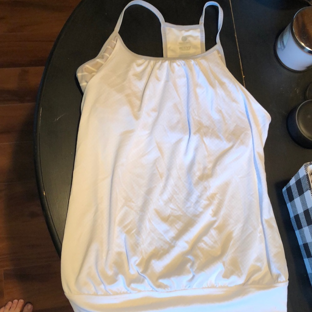 Sports tank